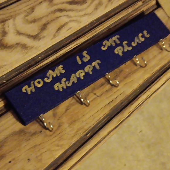 Key rack - Picture 3 of 3